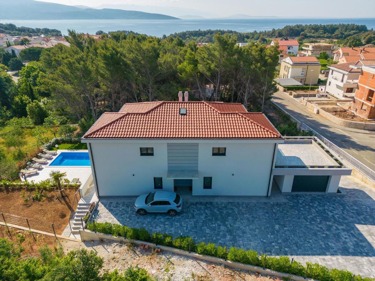 Apartments Paola & Karla With Pool Veglia Exterior foto